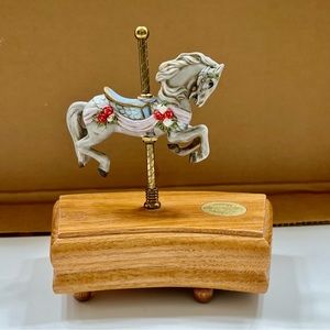Vintage Willitts Designs Musical Porcelain Horse Figurine Tune Of Carousel Waltz